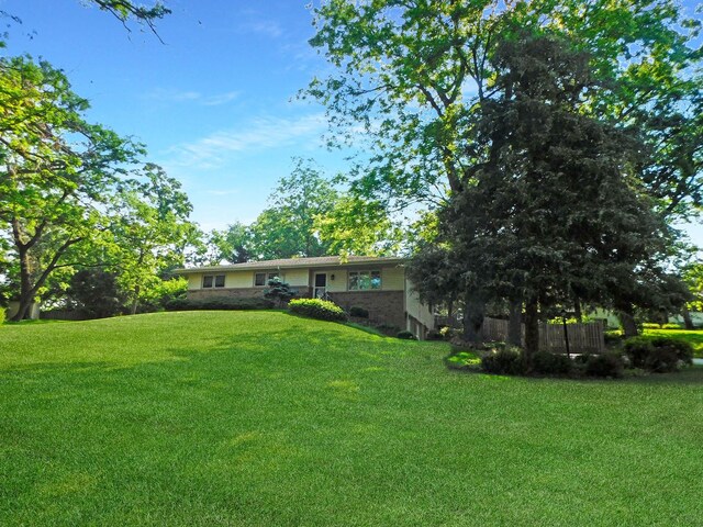 10282 Ray Dr, Roscoe, IL 61073 - photo 2