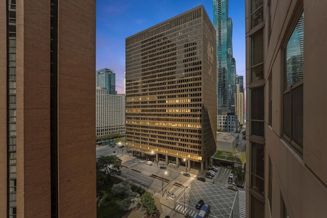 222 N Columbus Dr Unit 1405, Chicago, IL 60601 - skyline view