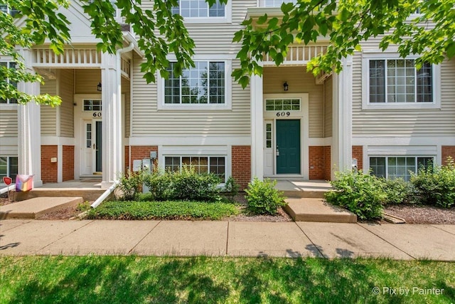 609 Cary Woods Cir, Cary, IL 60013 - view of front of house with brick siding