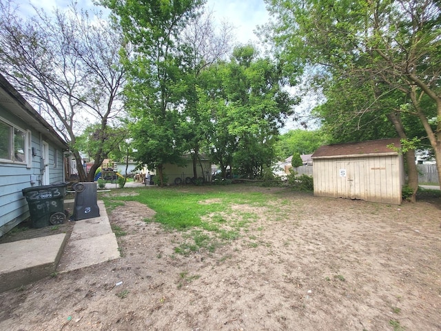 2313 Joppa Ave, Zion, IL 60099 - view of yard featuring a shed