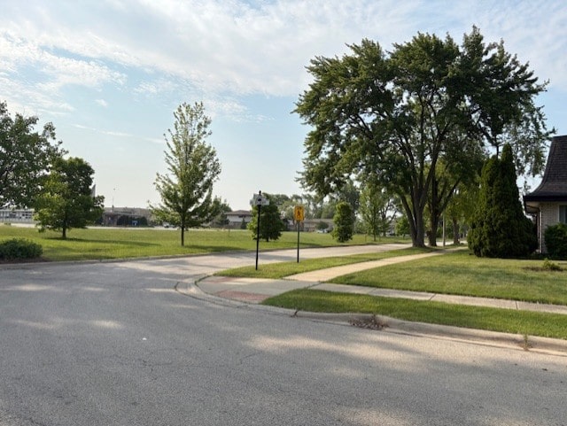 8702 W Bruce Dr, Niles, IL 60714 - photo 9
