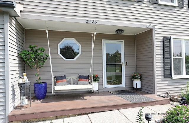 21136 W Engle Dr, Lake Villa, IL 60046 - entrance to property featuring a deck