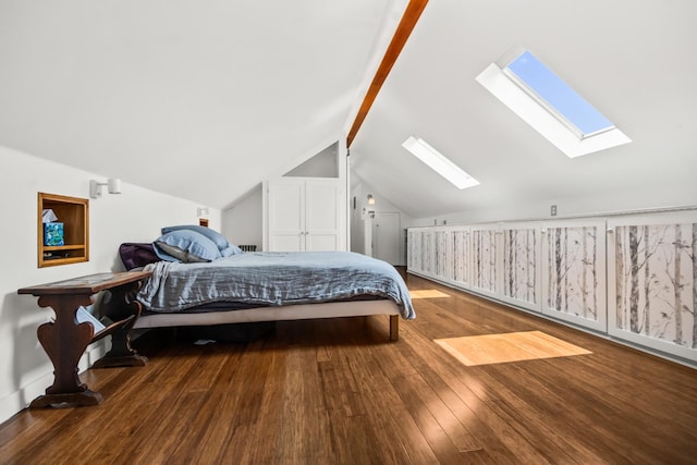 7439 N Maplewood Ave, Chicago, IL 60645 - bedroom featuring a skylight and wood finished floors