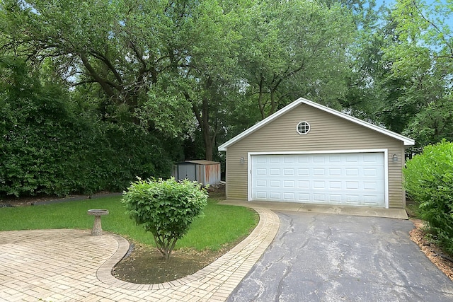 333 Elm St, Glen Ellyn, IL 60137 - detached garage with a storage unit