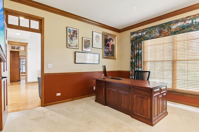 1560 Fairway Cir, Geneva, IL 60134 - office space featuring light carpet and ornamental molding