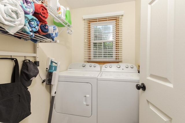 1608 Surrey St, Normal, IL 61761 - laundry room featuring washing machine and dryer