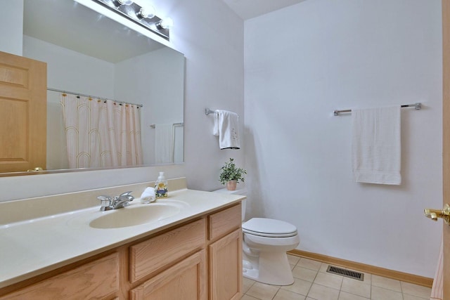 350 Woodhill Dr, Carol Stream, IL 60188 - bathroom with vanity, tile patterned floors, and a shower with curtain