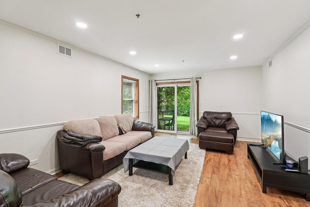 35 Terrace Ln Unit C, Lake Zurich, IL 60047 - living area with crown molding, light wood-type flooring, and recessed lighting