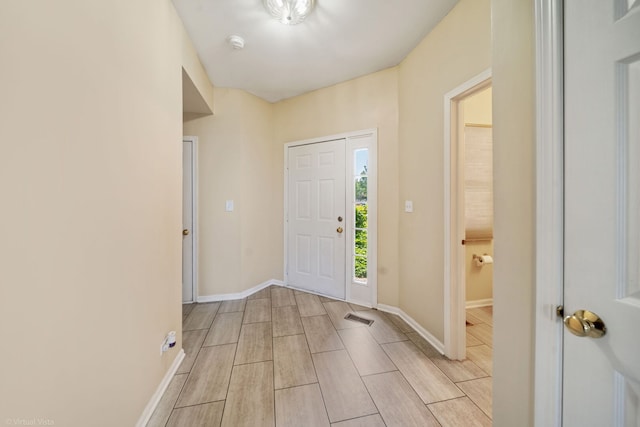 2026 Juniper Ct, Glendale Heights, IL 60139 - entrance foyer with wood finish floors and baseboards