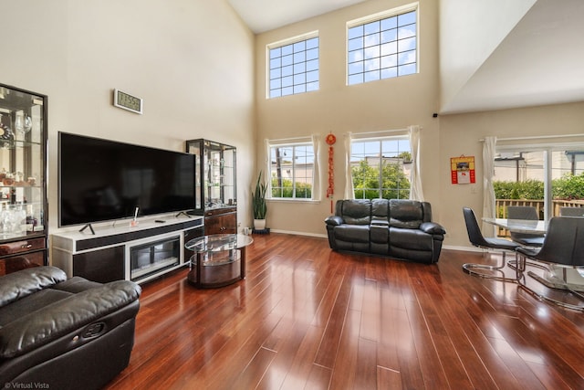 2026 Juniper Ct, Glendale Heights, IL 60139 - living area with a high ceiling and wood finished floors