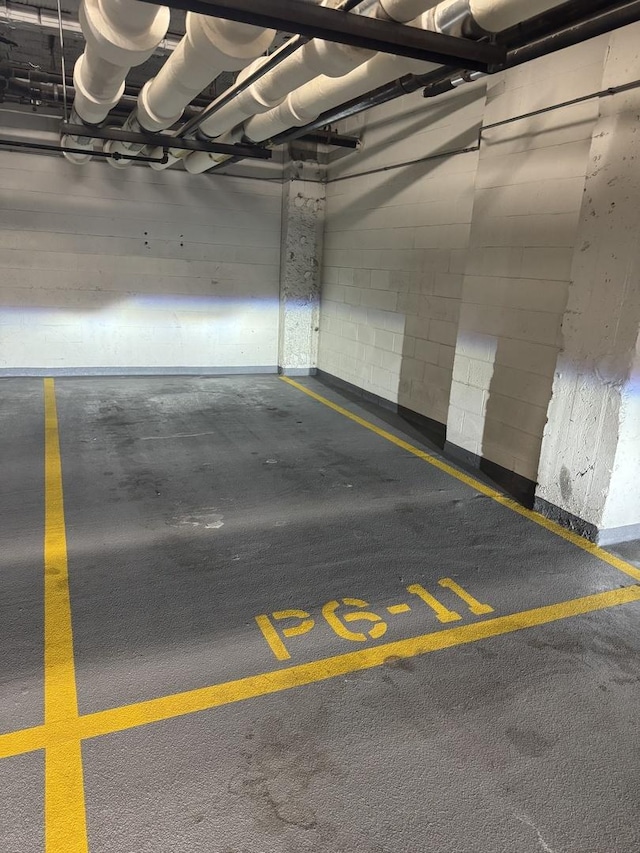 310 S Michigan Ave Unit 1804, Chicago, IL 60604 - view of parking deck