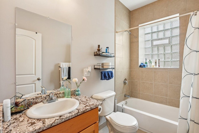 1639 W Farwell Ave Unit 1, Chicago, IL 60626 - full bathroom with shower / tub combo and vanity