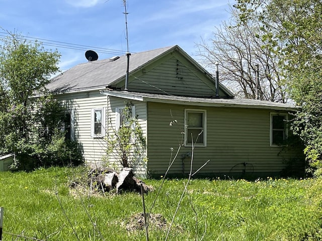 17104 E Coral Rd, Union, IL 60180 - view of side of home