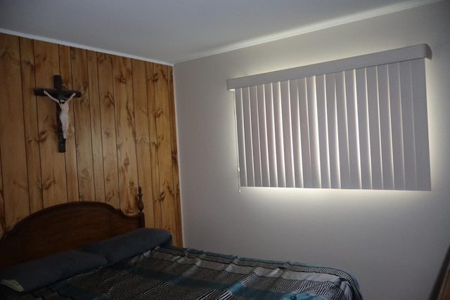 15153 Harding Ave, Midlothian, IL 60445 - bedroom with wood walls