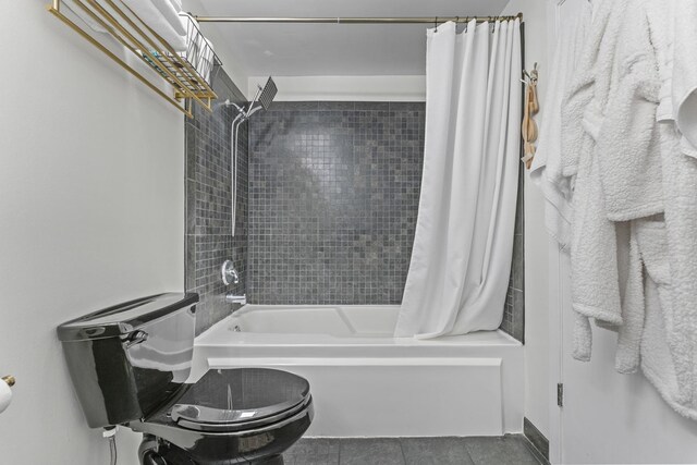 1307 S Wabash Ave Unit 413, Chicago, IL 60605 - bathroom with shower / tub combo and tile patterned flooring