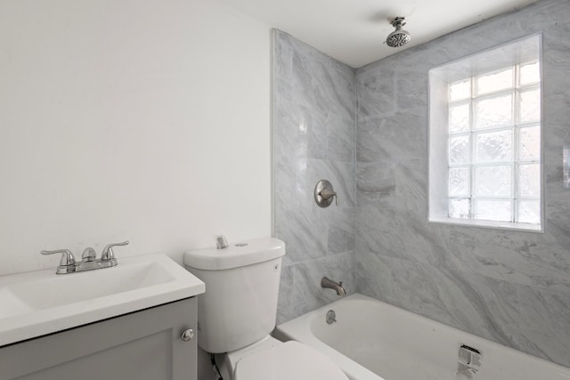 5407 S Justine St, Chicago, IL 60609 - full bath with washtub / shower combination and vanity