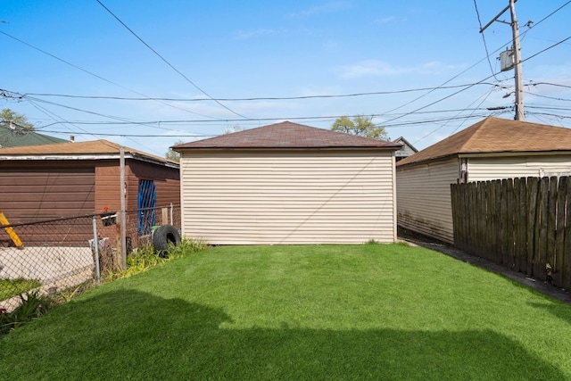 5407 S Justine St, Chicago, IL 60609 - fenced backyard with an outdoor structure