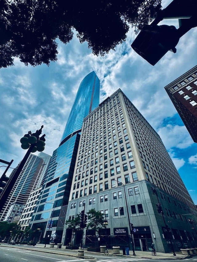 910 S Michigan Ave Unit 1712, Chicago, IL 60605 - photo 1