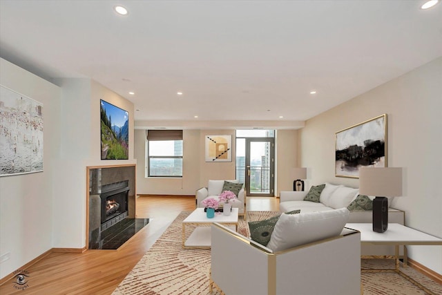 910 S Michigan Ave Unit 1712, Chicago, IL 60605 - living area with light wood-style flooring and recessed lighting