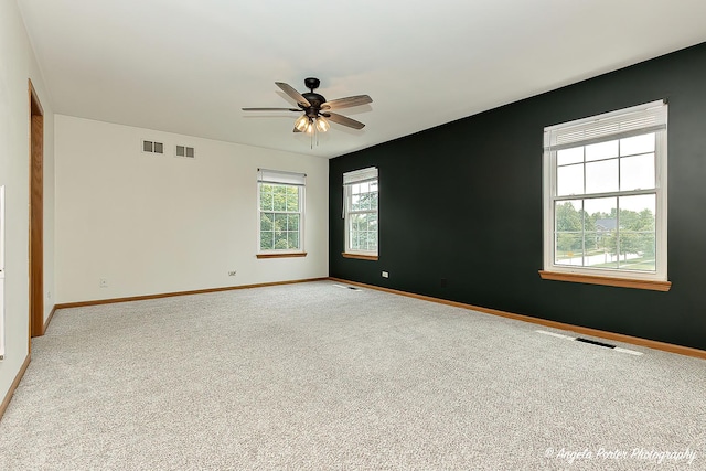 179 Cascade Dr, Crystal Lake, IL 60012 - unfurnished room with carpet flooring and a ceiling fan