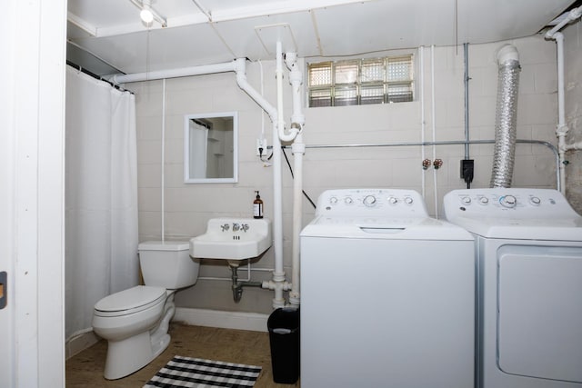 103 N Adelaide St, Normal, IL 61761 - washroom with independent washer and dryer