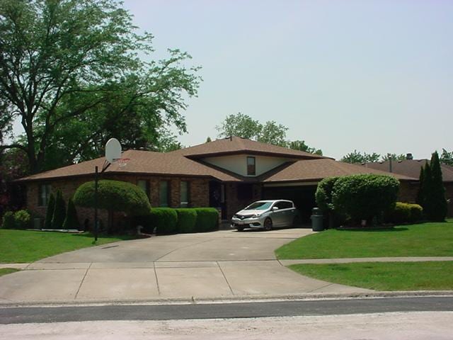 812 Grumman Ct, New Lenox, IL 60451 - photo 1