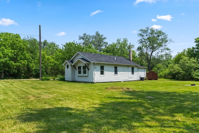 21203 S 93rd Ave, Frankfort, IL 60423 - back of property featuring a chimney and a yard