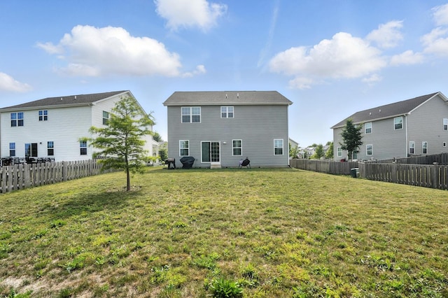 2632 Pecos Cir, Montgomery, IL 60538 - back of property with a fenced backyard