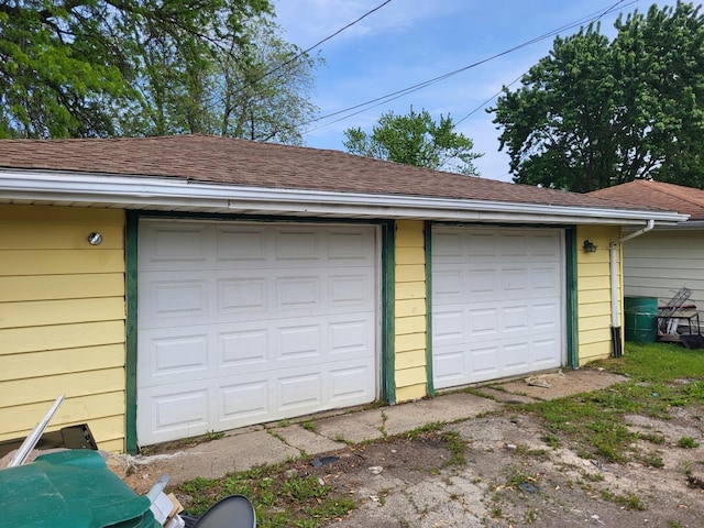 1718 Gilboa Ave, Zion, IL 60099 - view of detached garage