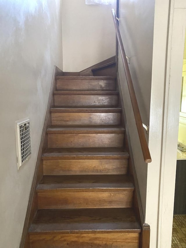 213 S Yale Ave, Villa Park, IL 60181 - photo 11