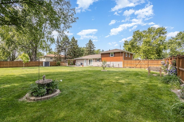 1910 Heather Ln, Joliet, IL 60431 - view of fenced backyard