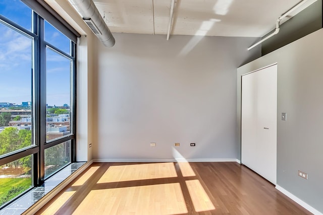 1525 S Sangamon St Unit 609, Chicago, IL 60608 - empty room featuring wood finished floors