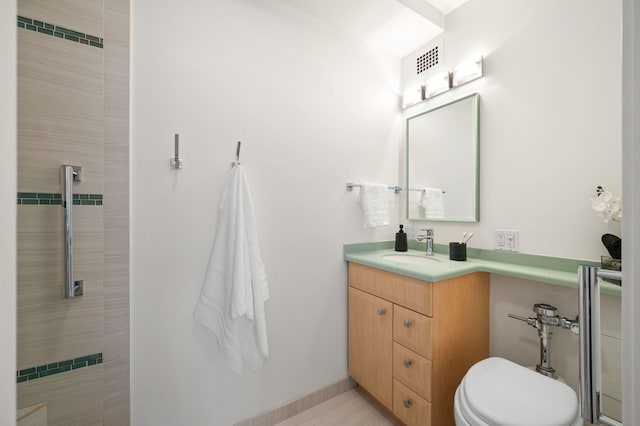 3180 N Lake Shore Dr Unit 8A, Chicago, IL 60657 - full bath with vanity and tiled shower