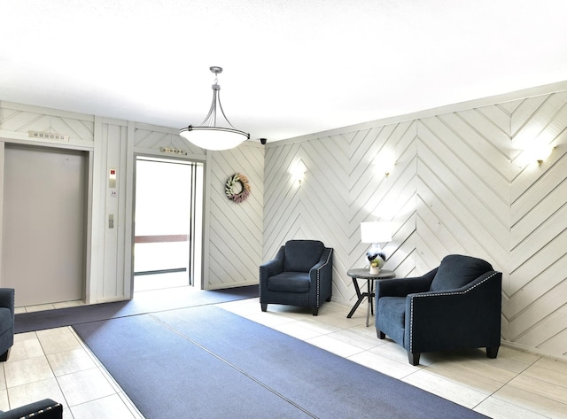 1400 N Elmhurst Rd Unit 310, Mount Prospect, IL 60056 - view of common area