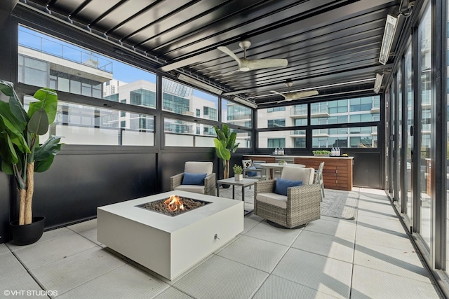 128 S Green St Unit 5Ab, Chicago, IL 60607 - sunroom / solarium with a fire pit and ceiling fan