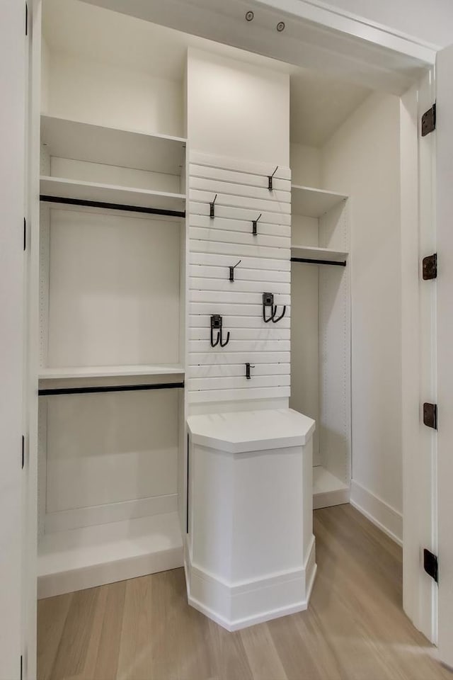 1437 Ashland Ave, River Forest, IL 60305 - view of closet