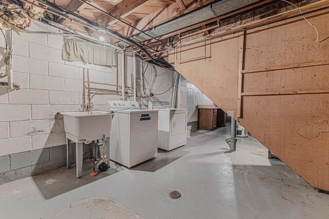 716 Kirkwood Ave, Winthrop Harbor, IL 60096 - unfinished basement with independent washer and dryer