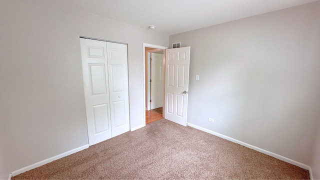 6024 Beechwood Rd, Matteson, IL 60443 - unfurnished bedroom with carpet flooring and a closet