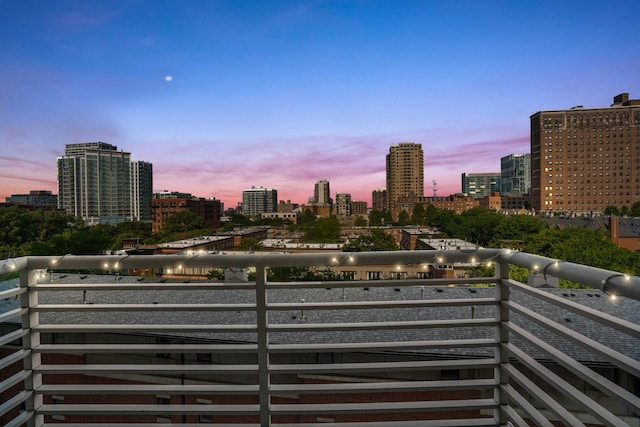 1515 S Prairie Ave Unit 715, Chicago, IL 60605 - balcony at dusk featuring a city view