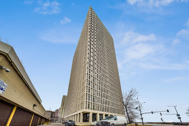 6700 S S Shore Dr Unit 17B, Chicago, IL 60649 - view of property