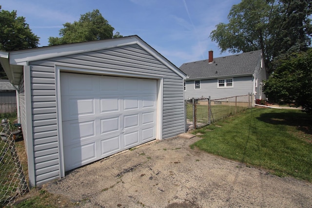 1001 Wilcox St, Joliet, IL 60435 - detached garage featuring driveway