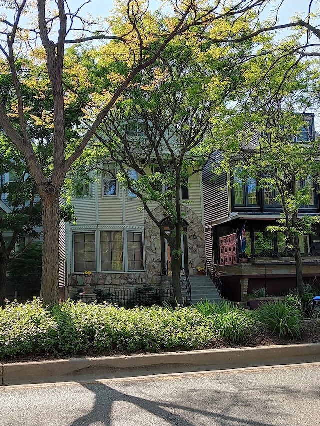 4244 N Ashland Ave, Chicago, IL 60613 - photo 2