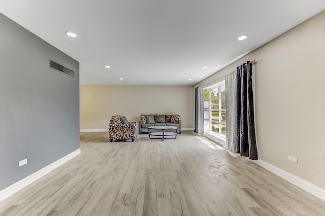 22904 Valley Dr, Richton Park, IL 60471 - living area with light wood-style flooring and recessed lighting