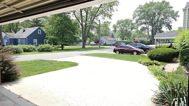 14357 Kenton Ave, Midlothian, IL 60445 - view of grassy yard with a residential view