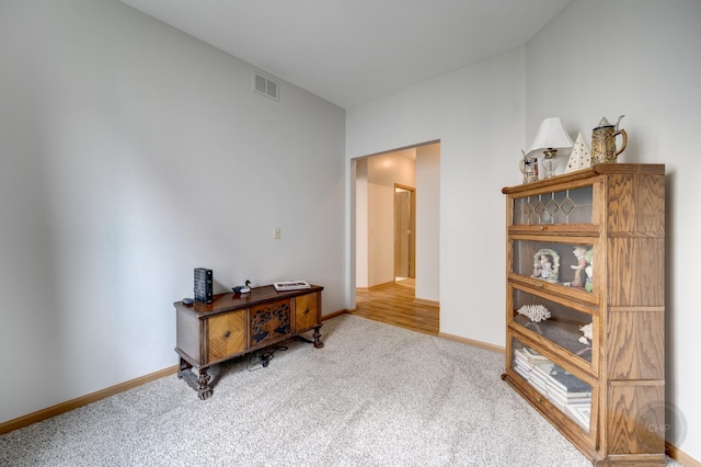 1478 W Flint Ln, Romeoville, IL 60446 - living area featuring carpet flooring and baseboards
