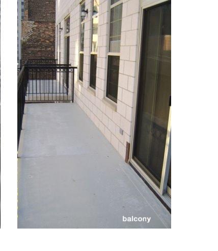 1919 S Michigan Ave Unit 412, Chicago, IL 60616 - view of balcony