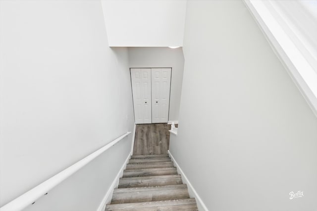 1272 Georgetown Way, Vernon Hills, IL 60061 - staircase with wood finished floors and baseboards