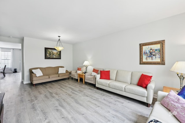 1272 Georgetown Way, Vernon Hills, IL 60061 - living room with light wood-style flooring and baseboards