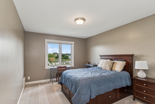2 E Prairie Ct, Hawthorn Woods, IL 60047 - bedroom featuring light carpet and baseboards