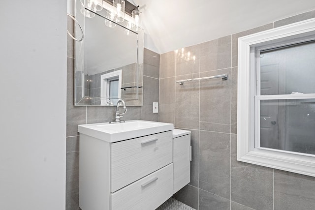 6920 S Laflin St, Chicago, IL 60636 - bathroom with vanity and tile walls